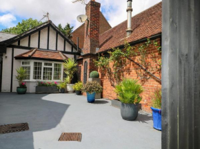 Woodend Annexe